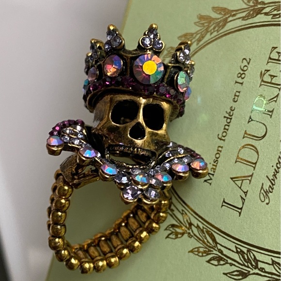 STUNNING skull stretch ring - Picture 1 of 16